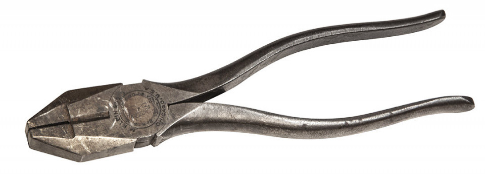 pliers